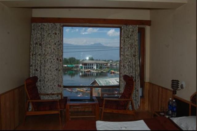 Hotel Imperial Lake View Σριναγκάρ Δωμάτιο φωτογραφία